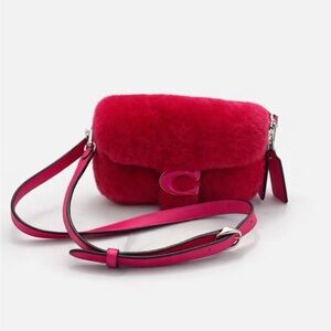 Coach x Lil Nas X Tabby shoulder bag made of bright fuchsia shearling